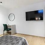 Seafront Kupinica With Heated Pool Apartment Vinisce