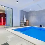 Seafront Kupinica With Heated Pool Vinisce