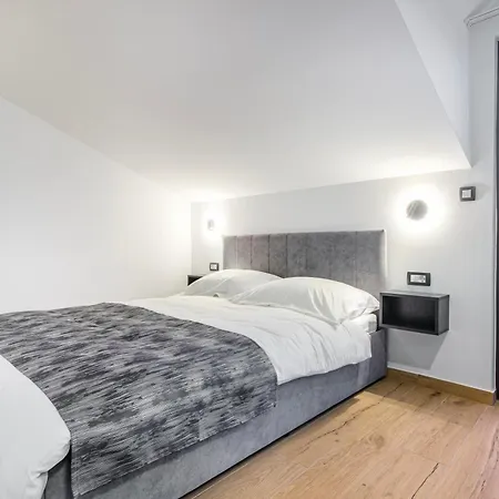 Seafront Kupinica With Heated Pool *