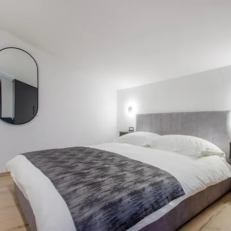 Seafront Kupinica With Heated Pool *