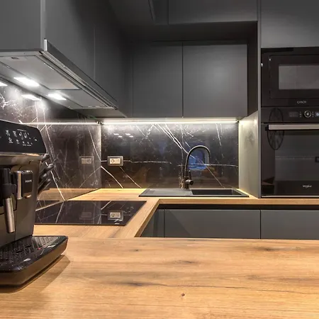 Apartman Seafront Kupinica With Heated Pool Vinisce