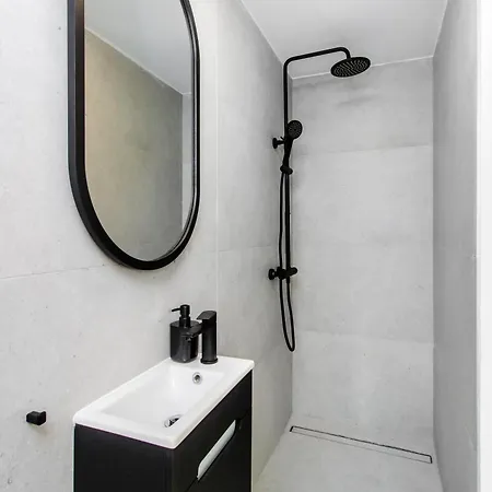 Seafront Kupinica With Heated Pool Apartman