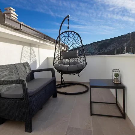 Seafront Kupinica With Heated Pool Apartman *