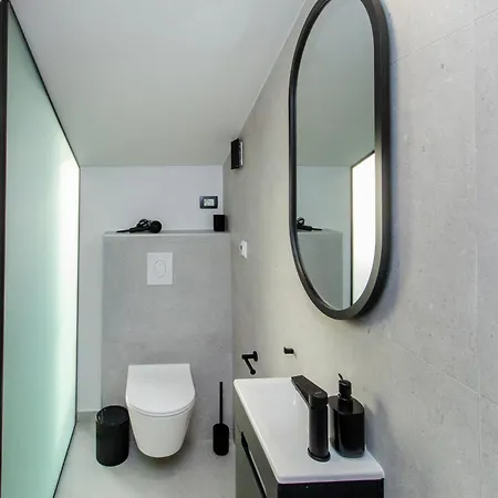 Apartman Seafront Kupinica With Heated Pool Vinisce