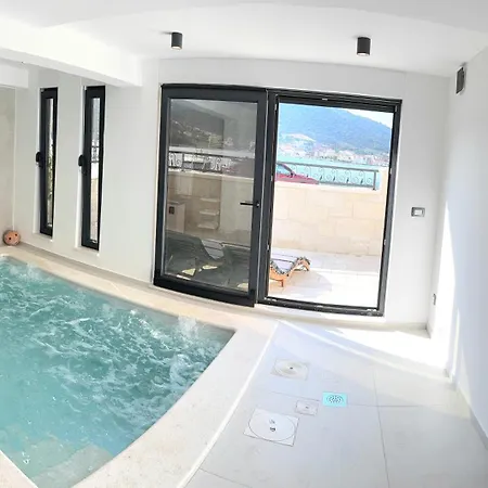 Lägenhet Seafront Kupinica With Heated Pool