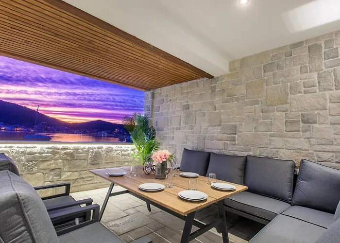 Seafront Kupinica With Heated Pool *